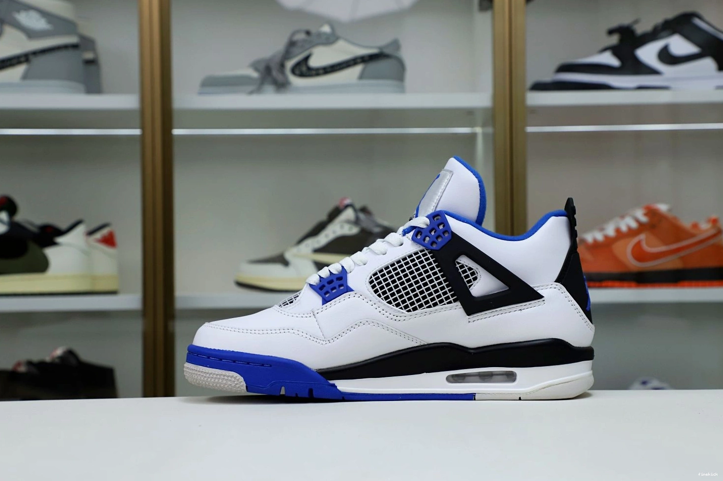 4 JORDAN MOTORSPORTS RETRO AIR 0123